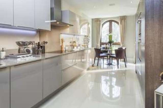  Image of 2 bedroom Apartment for sale in The Common Stanmore HA7 at The Common Stanmore Stanmore, HA7 3HT