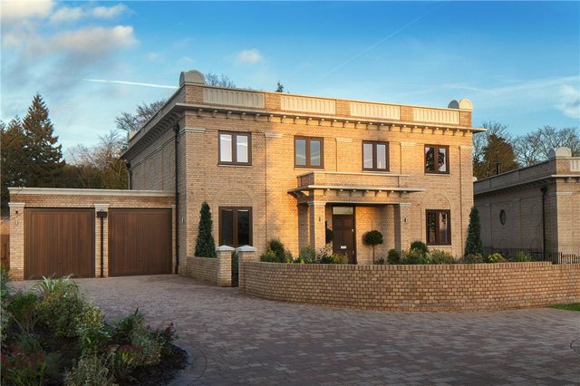  Image of 5 bedroom Detached house for sale in The Common Stanmore HA7 at The Common Stanmore Stanmore, HA7 3HT