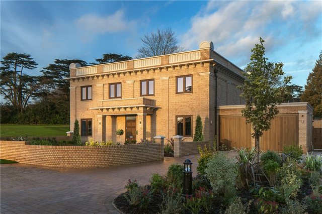  Image of 5 bedroom Detached house for sale in The Common Stanmore HA7 at The Common Stanmore Stanmore, HA7 3HT
