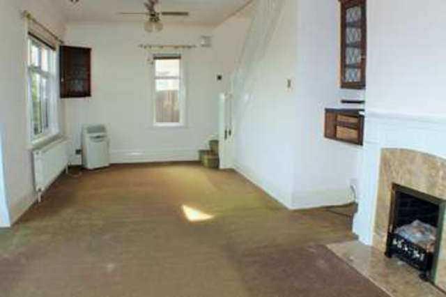  Image of 3 bedroom Detached house for sale in Southampton Road Cosham Portsmouth PO6 at Portchester Portsmouth Hampshire, PO6 4RY