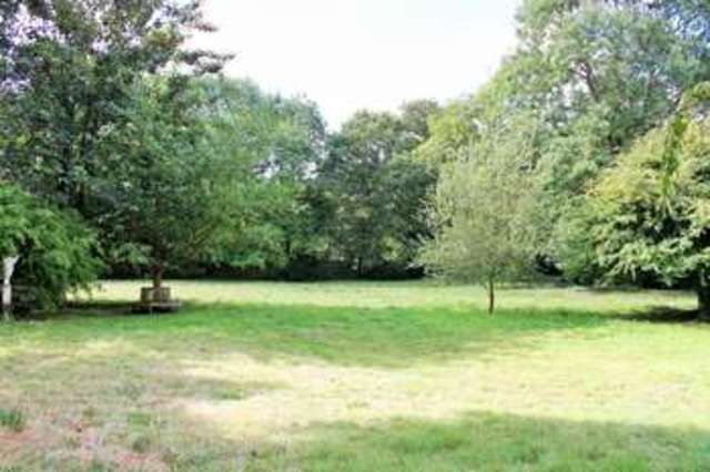  Image of 7 bedroom Detached house for sale in Purbrook Heath Road Purbrook Waterlooville PO7 at Purbrook Waterlooville Hampshire, PO7 5RT