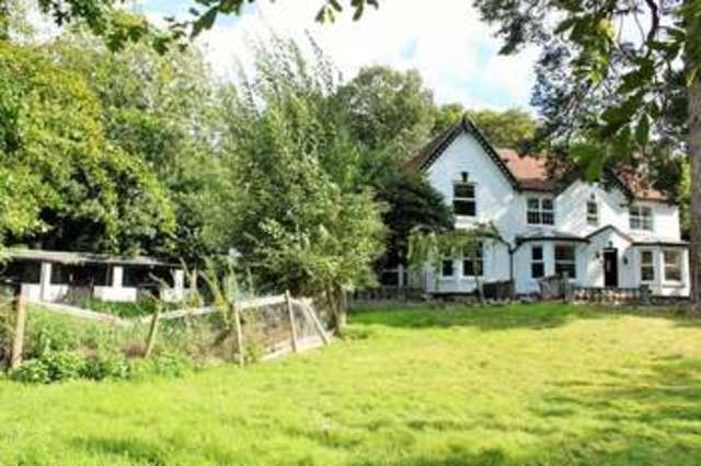  Image of 7 bedroom Detached house for sale in Purbrook Heath Road Purbrook Waterlooville PO7 at Purbrook Waterlooville Hampshire, PO7 5RT