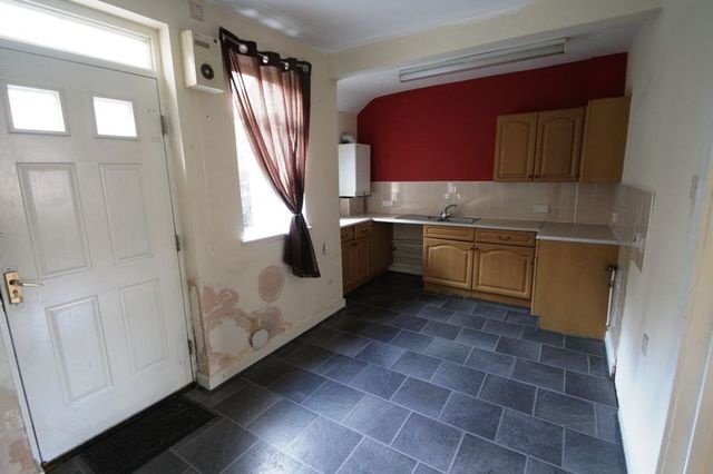 Image of 3 bedroom Detached house to rent in Rawson Place Sowerby Bridge HX6 at Rawson Place  Sowerby Bridge, HX6 1BW