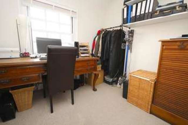  Image of 2 bedroom Terraced house for sale in Reading Road Henley-on-Thames RG9 at Henley-On-Thames, RG9 1EA