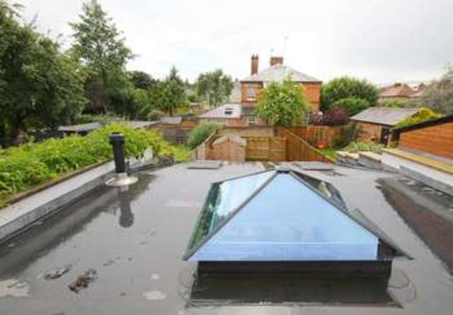  Image of 2 bedroom Terraced house for sale in Reading Road Henley-on-Thames RG9 at Henley-On-Thames, RG9 1EA