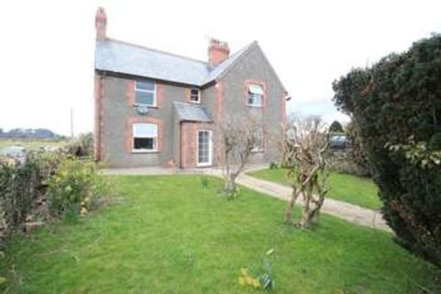  Image of 5 bedroom Detached house for sale in Rhydyclafdy Pwllheli LL53 at Rhydyclafdy Pwllheli, LL53 7YW