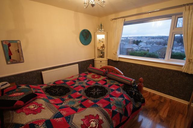  Image of 2 bedroom Bungalow for sale in Ridgeway Gardens Brighouse HD6 at Ridgeway Gardens  Brighouse, HD6 2PZ