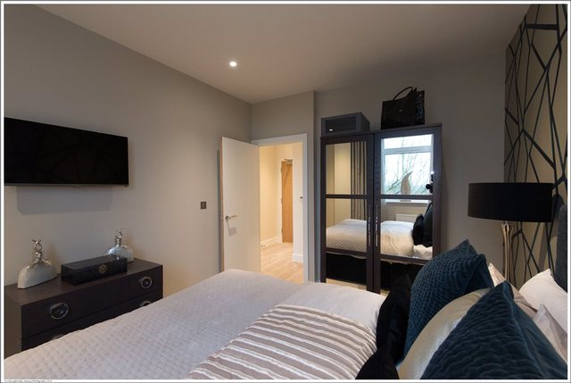  Image of 1 bedroom Apartment for sale in Ridgmont Road St. Albans AL1 at St. Albans Hertfordshire St Albans, AL1 3AH
