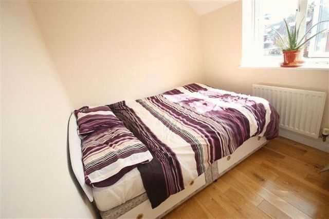  Image of 2 bedroom Detached house to rent in Rogers Walk Cotford St. Luke Taunton TA4 at Rogers Walk Cotford St Luke Taunton, TA4 1HY