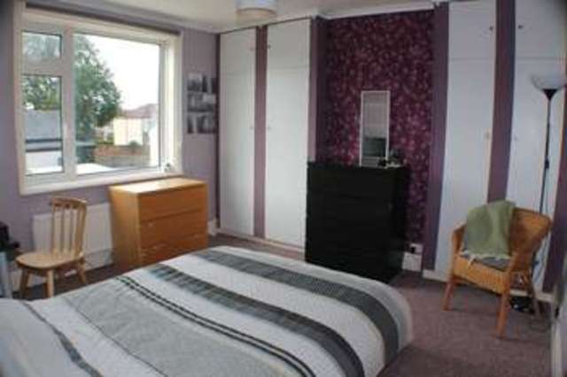  Image of 3 bedroom Terraced house for sale in Rosebery Avenue Cosham Portsmouth PO6 at Cosham Portsmouth Hampshire, PO6 2PZ