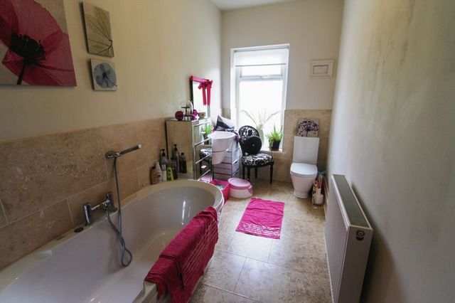  Image of 2 bedroom Terraced house to rent in Saddleworth Road Elland HX5 at Saddleworth Road  Elland, HX5 0RY