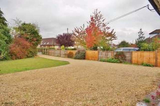  Image of 3 bedroom Detached house for sale in Sandleigh Road Wootton Abingdon OX13 at Wootton  Abingdon, OX13 6DP