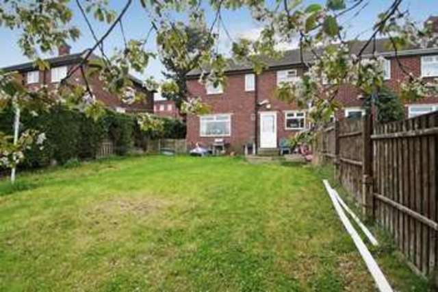  Image of 3 bedroom Terraced house for sale in Huddersfield Road Elland HX5 at Huddersfield Road  Elland, HX5 0EE