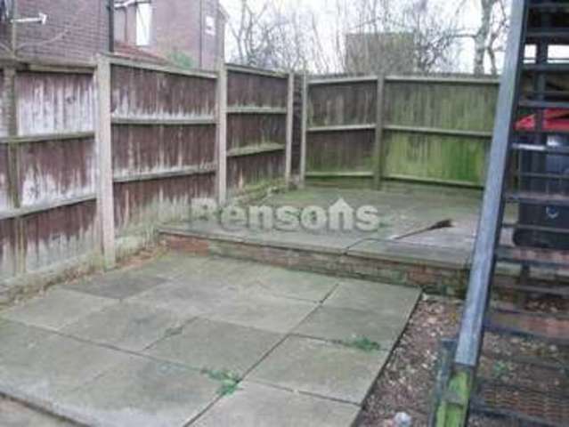  Image of 3 bedroom Semi-Detached house to rent in Shawfield Close Sutton Hill Telford TF7 at Shawfield Close Sutton Hill Telford, TF7 4BB