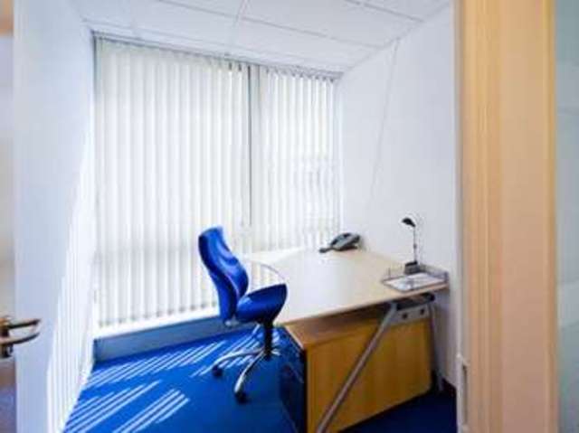  Image of Property to rent in Sheen Road Richmond TW9 at Sheen Road  Richmond, TW9 1AE