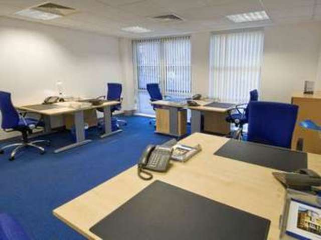  Image of Property to rent in Sheen Road Richmond TW9 at Sheen Road  Richmond, TW9 1AE