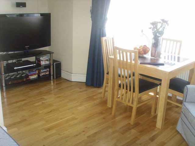  Image of 1 bedroom Flat to rent in Castletown Road London W14 at Castletown Road  London, W14 9HE
