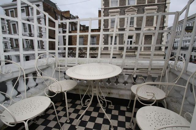  Image of 1 bedroom Flat to rent in Castletown Road London W14 at Castletown Road  London, W14 9HE