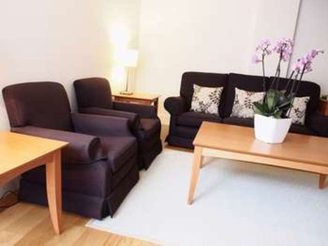  Image of 2 bedroom Flat to rent in Kensington High Street London W8 at Kensington High Street  London, W8 6EL