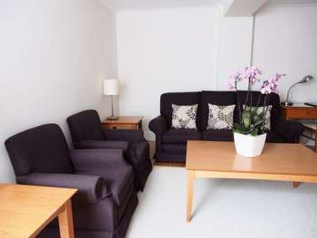  Image of 2 bedroom Flat to rent in Kensington High Street London W8 at Kensington High Street  London, W8 6EL