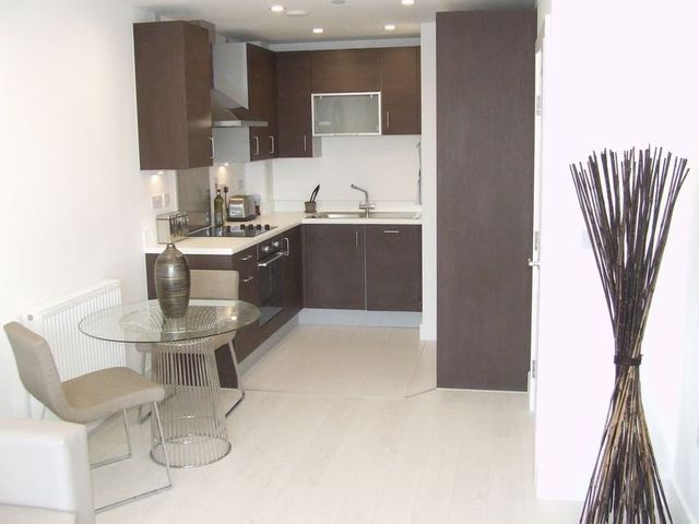  Image of 1 bedroom Flat to rent in Christian Street London E1 at Christian Street Aldgate London, E1 1SE
