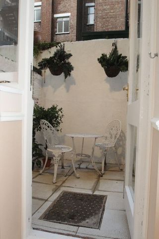  Image of Flat to rent in Castletown Road London W14 at Castletown Road  London, W14 9HE