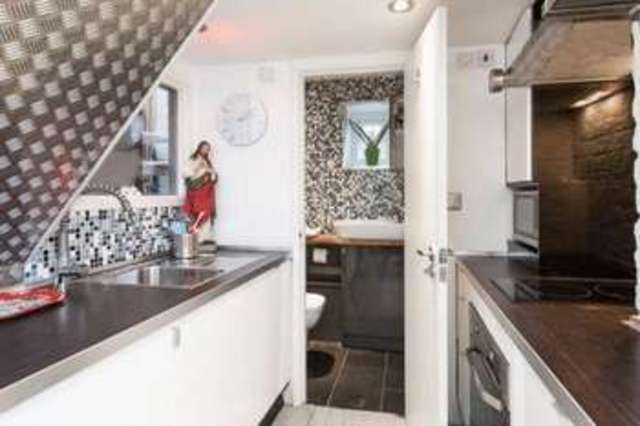  Image of Property to rent in Academy Buildings Fanshaw Street London N1 at Fanshaw Street  London, N1 6LQ