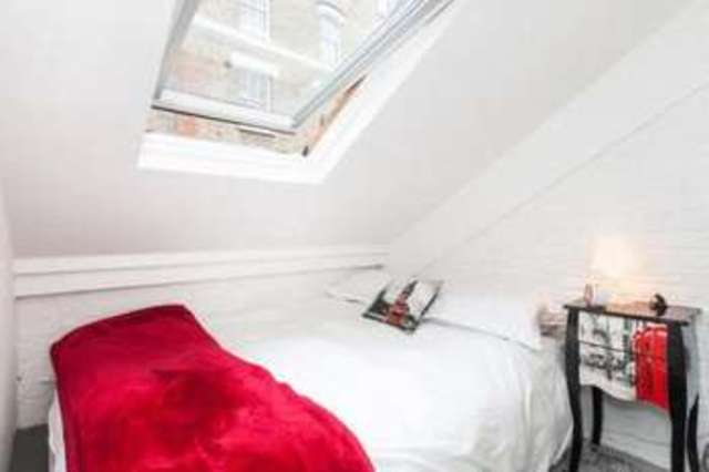  Image of Property to rent in Academy Buildings Fanshaw Street London N1 at Fanshaw Street  London, N1 6LQ