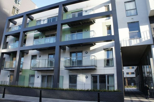  Image of 2 bedroom Flat to rent in Christian Street London E1 at Christian Street Aldgate London, E1 1SE