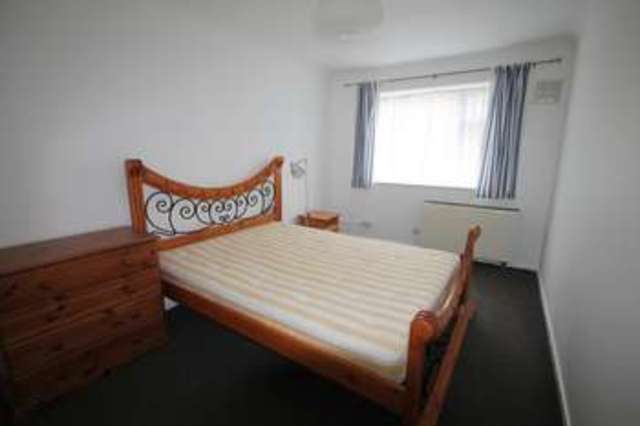 Image of 1 bedroom Flat to rent in Shortlands Grove Bromley BR2 at Bromley Kent Hayes, BR2 0LR