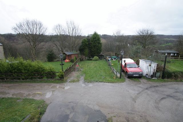  Image of 3 bedroom Detached house to rent in Shroggs Road Halifax HX3 at Shroggs Road  Halifax, HX3 5HL