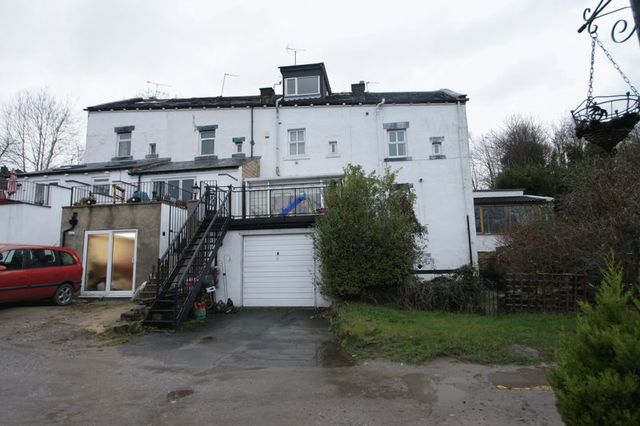  Image of 3 bedroom Detached house to rent in Shroggs Road Halifax HX3 at Shroggs Road  Halifax, HX3 5HL