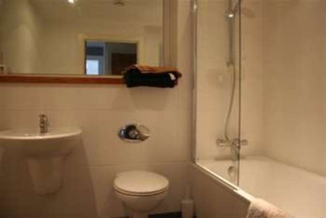  Image of 2 bedroom Flat to rent in St. Peters Place Leeds LS9 at Leeds, LS9 8BN
