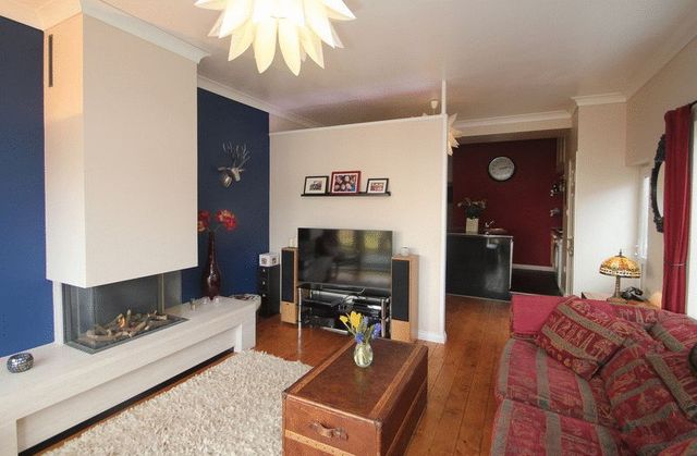  Image of 3 bedroom Semi-Detached house for sale in Smithfield Loan Alloa FK10 at Smithfield Loan  Alloa, FK10 1NJ