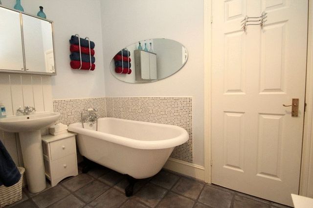  Image of 3 bedroom Semi-Detached house for sale in Smithfield Loan Alloa FK10 at Smithfield Loan  Alloa, FK10 1NJ