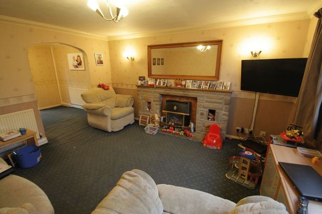  Image of 3 bedroom Terraced house for sale in South Lane Elland HX5 at South Lane  Elland, HX5 0PA