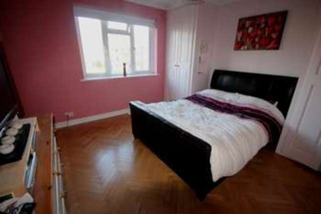  Image of 2 bedroom Flat for sale in Southend Road Beckenham BR3 at Beckenham, BR3 5AE