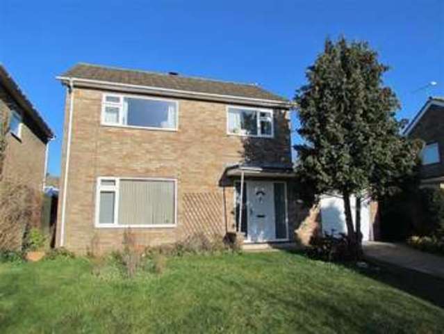  Image of 3 bedroom Detached house to rent in Southfield Drive Sutton Courtenay Abingdon OX14 at Sutton Courtenay, OX14 4AY