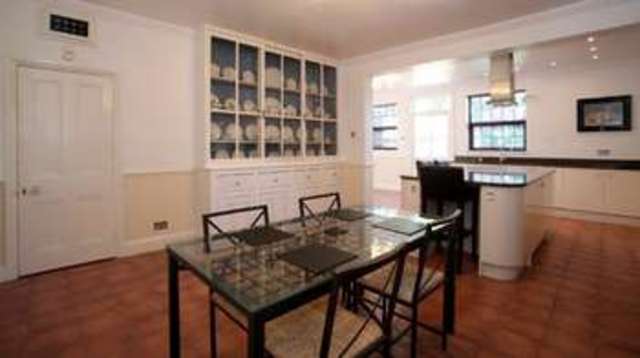  Image of 8 bedroom Detached house for sale in St. Helens Parade Southsea PO4 at Southsea Hampshire, PO4 0QL