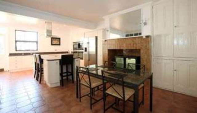  Image of 8 bedroom Detached house for sale in St. Helens Parade Southsea PO4 at Southsea Hampshire, PO4 0QL