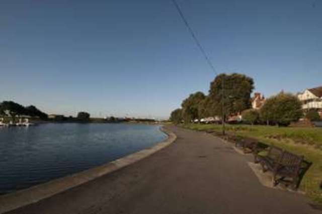  Image of 2 bedroom Flat for sale in St. Helens Parade Southsea PO4 at Southsea Hampshire, PO4 0QJ