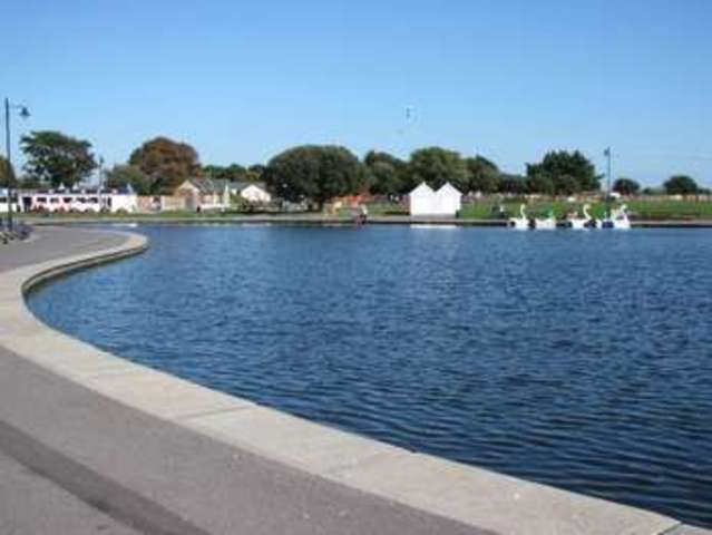  Image of 2 bedroom Flat for sale in St. Helens Parade Southsea PO4 at Southsea Hampshire, PO4 0QJ