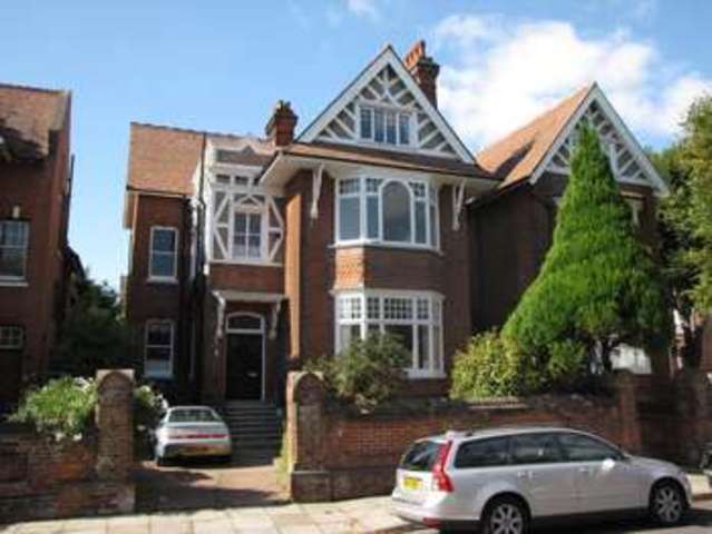  Image of 6 bedroom Detached house for sale in Helena Road Southsea PO4 at Southsea Hampshire, PO4 9RH