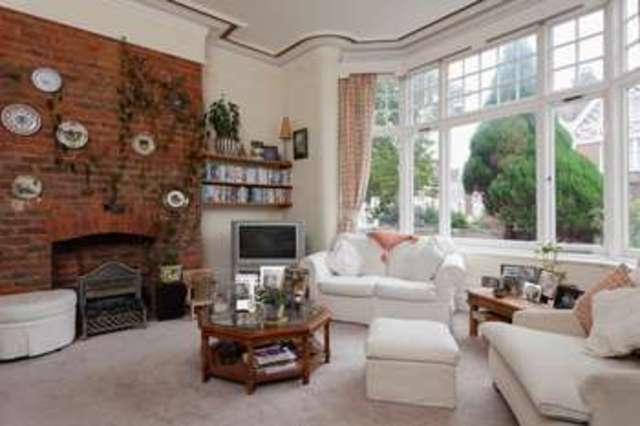  Image of 6 bedroom Detached house for sale in Helena Road Southsea PO4 at Southsea Hampshire, PO4 9RH