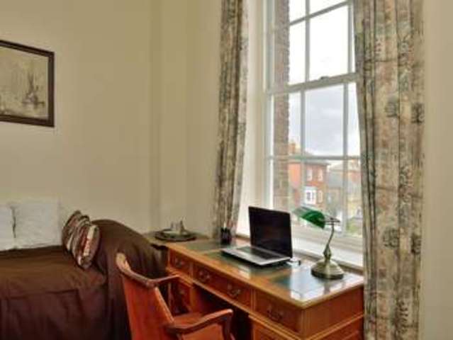  Image of 3 bedroom Flat for sale in Gunners Row Southsea PO4 at Southsea Hampshire, PO4 9XQ