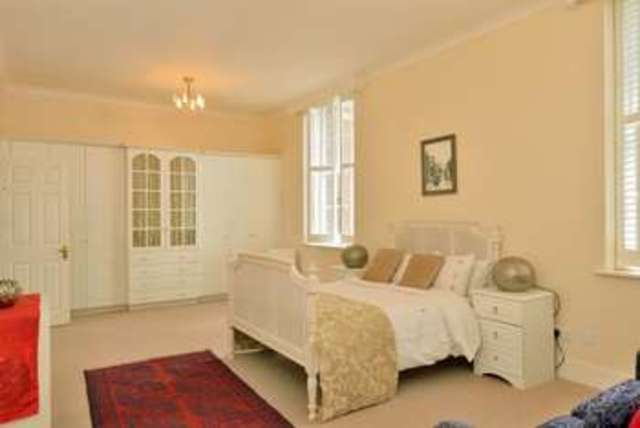  Image of 3 bedroom Flat for sale in Gunners Row Southsea PO4 at Southsea Hampshire, PO4 9XQ