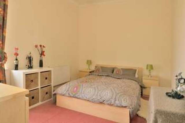  Image of 3 bedroom Flat for sale in Gunners Row Southsea PO4 at Southsea Hampshire, PO4 9XQ