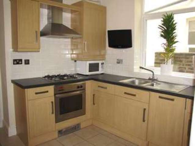  Image of 3 bedroom Terraced house for sale in Manners Road Southsea PO4 at Southsea Hampshire, PO4 0BG