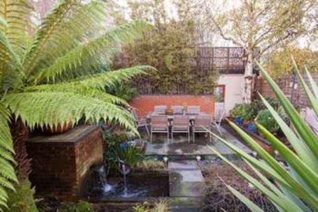  Image of 5 bedroom Semi-Detached house for sale in Granada Road Southsea PO4 at Southsea Hampshire, PO4 0RJ