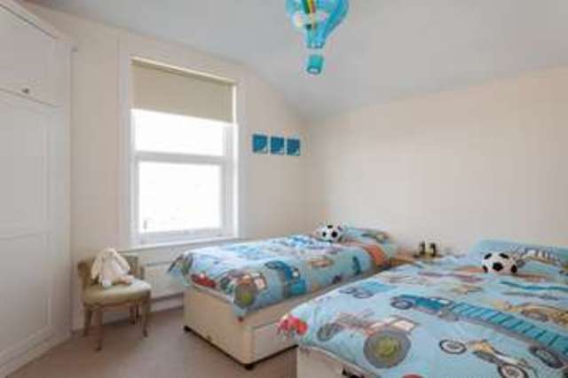  Image of 5 bedroom Terraced house for sale in Bembridge Crescent Southsea PO4 at Southsea Hampshire, PO4 0QU